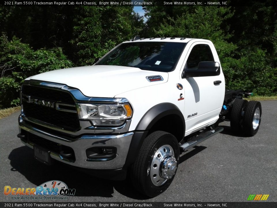 2021 Ram 5500 Tradesman Regular Cab 4x4 Chassis Bright White / Diesel Gray/Black Photo #2