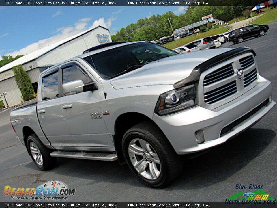 2014 Ram 1500 Sport Crew Cab 4x4 Bright Silver Metallic / Black Photo #28