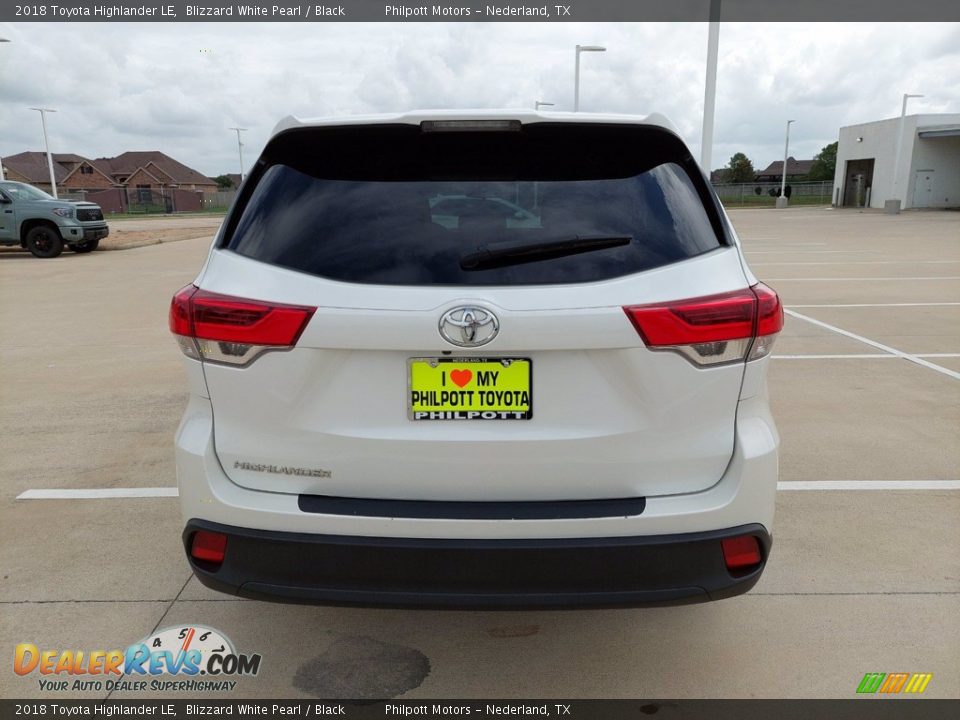 2018 Toyota Highlander LE Blizzard White Pearl / Black Photo #8