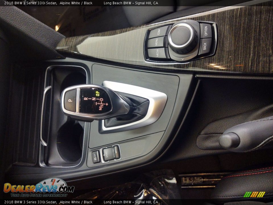 2018 BMW 3 Series 330i Sedan Alpine White / Black Photo #22