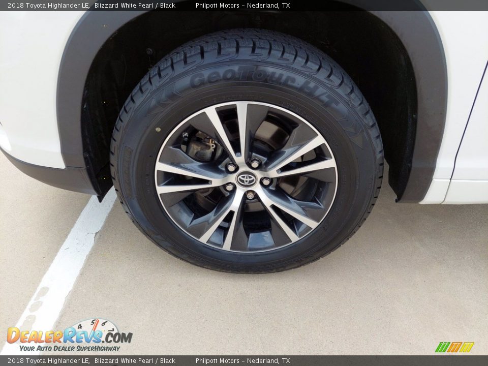 2018 Toyota Highlander LE Blizzard White Pearl / Black Photo #10