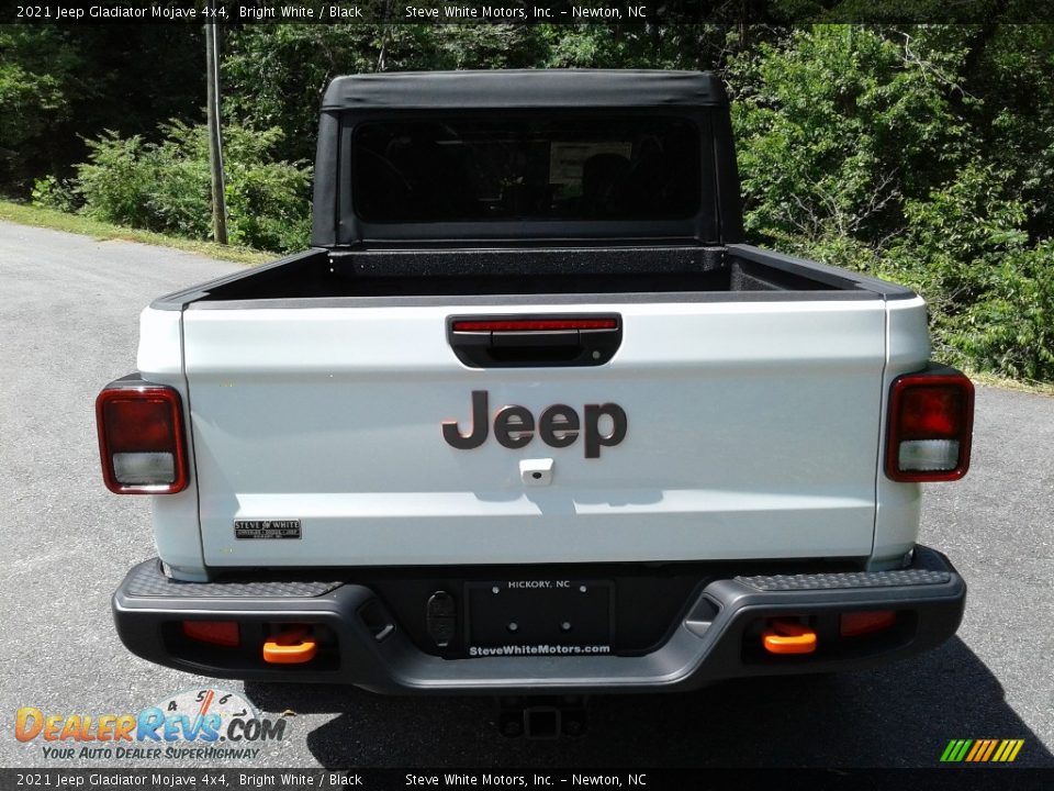 2021 Jeep Gladiator Mojave 4x4 Bright White / Black Photo #7