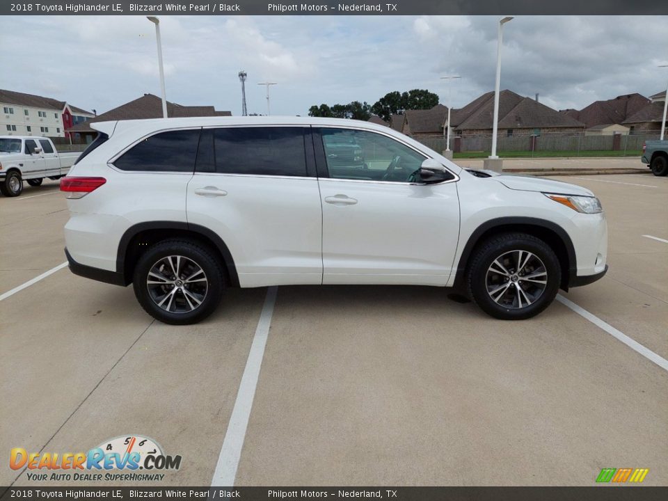 2018 Toyota Highlander LE Blizzard White Pearl / Black Photo #12