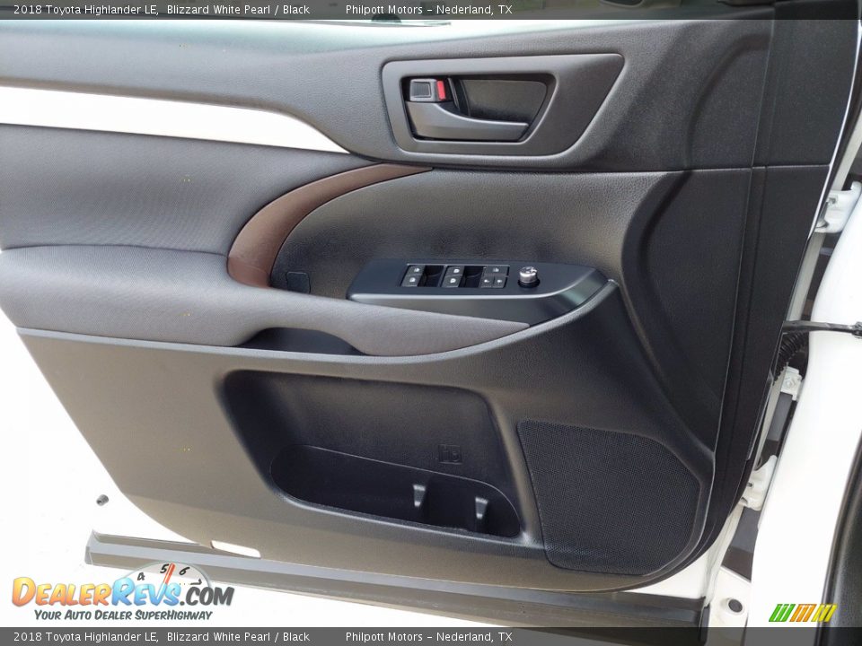 2018 Toyota Highlander LE Blizzard White Pearl / Black Photo #13