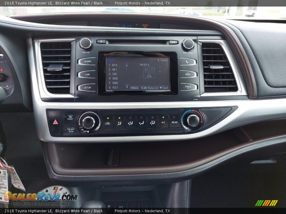 2018 Toyota Highlander LE Blizzard White Pearl / Black Photo #18