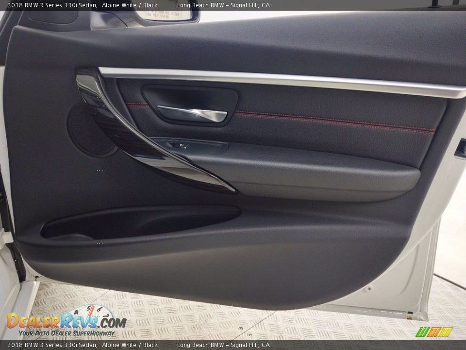 2018 BMW 3 Series 330i Sedan Alpine White / Black Photo #33