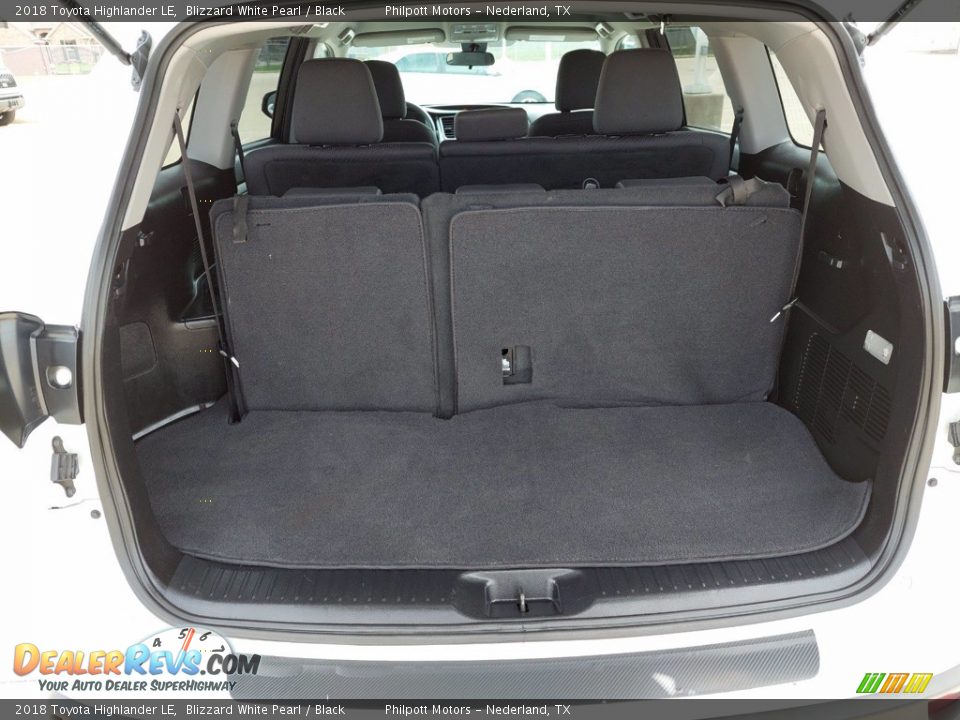 2018 Toyota Highlander LE Blizzard White Pearl / Black Photo #24