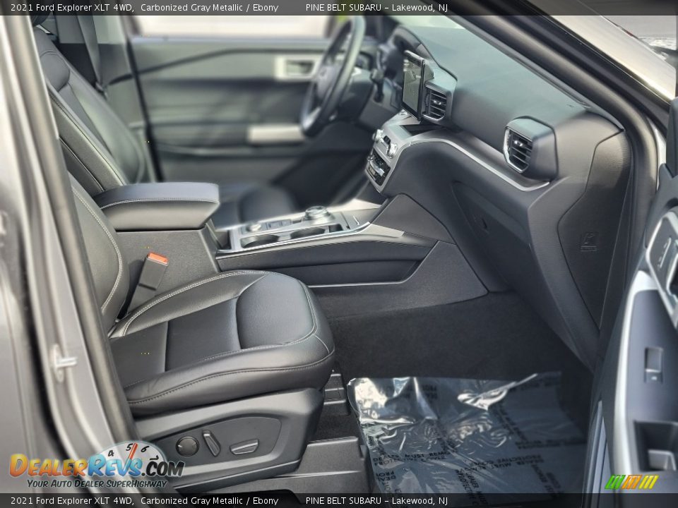 Front Seat of 2021 Ford Explorer XLT 4WD Photo #26