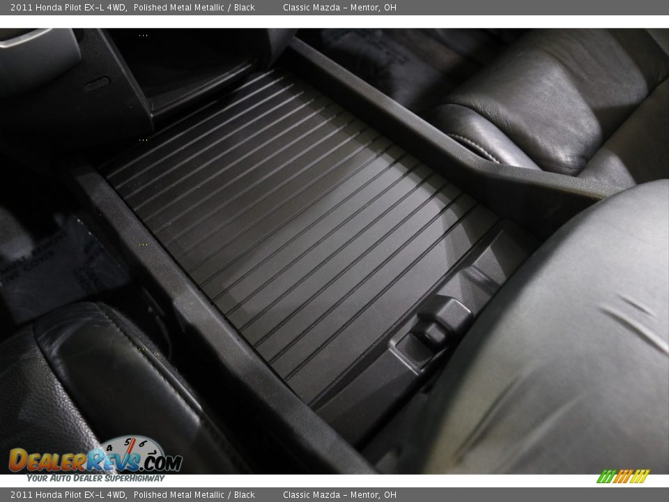 2011 Honda Pilot EX-L 4WD Polished Metal Metallic / Black Photo #10
