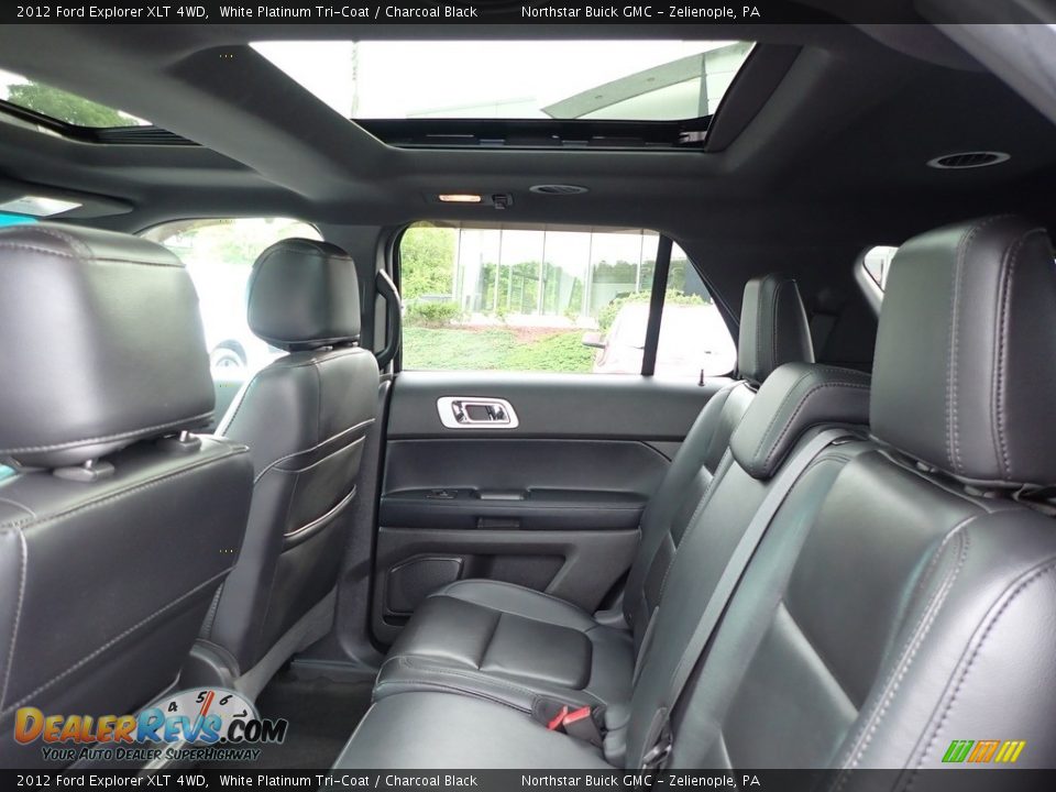 2012 Ford Explorer XLT 4WD White Platinum Tri-Coat / Charcoal Black Photo #16