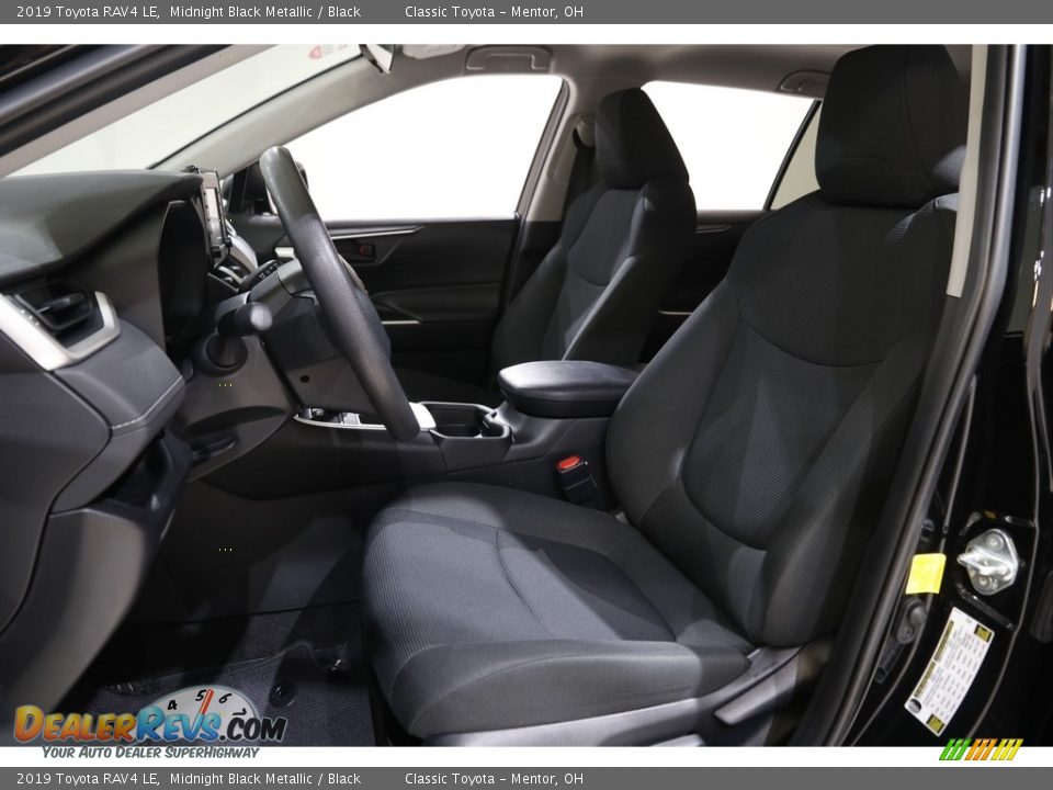 2019 Toyota RAV4 LE Midnight Black Metallic / Black Photo #5