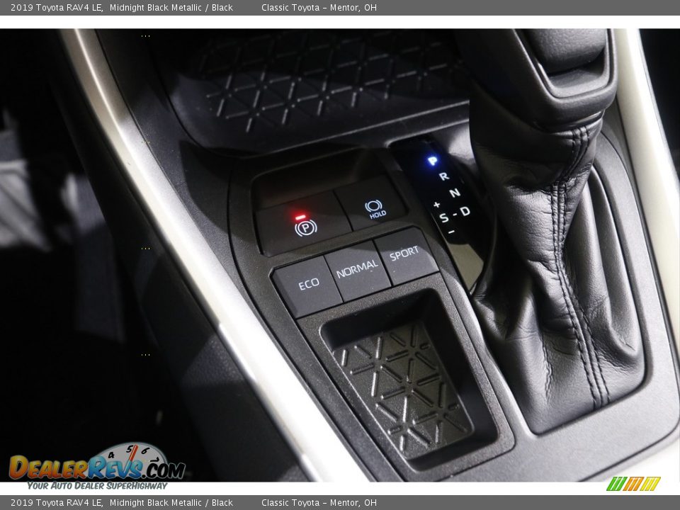 2019 Toyota RAV4 LE Midnight Black Metallic / Black Photo #13