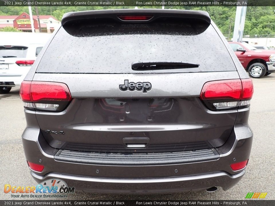 2021 Jeep Grand Cherokee Laredo 4x4 Granite Crystal Metallic / Black Photo #4