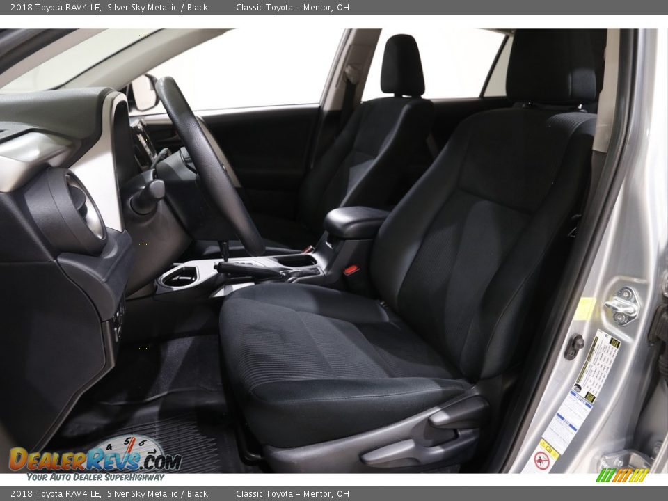 2018 Toyota RAV4 LE Silver Sky Metallic / Black Photo #5