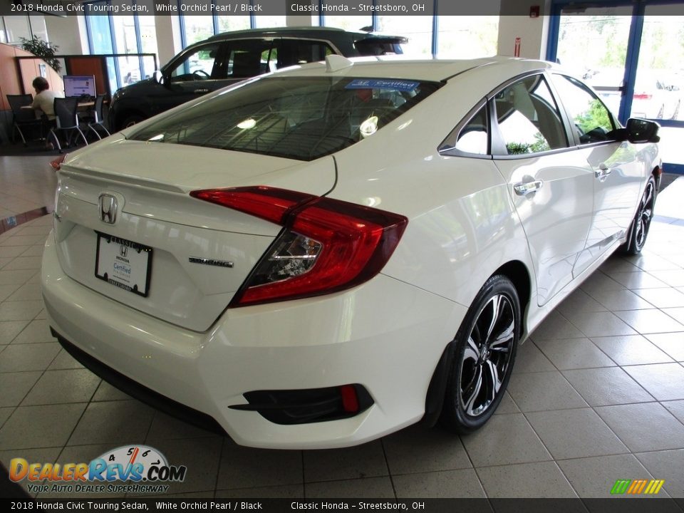 2018 Honda Civic Touring Sedan White Orchid Pearl / Black Photo #7