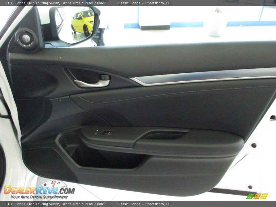 Door Panel of 2018 Honda Civic Touring Sedan Photo #14