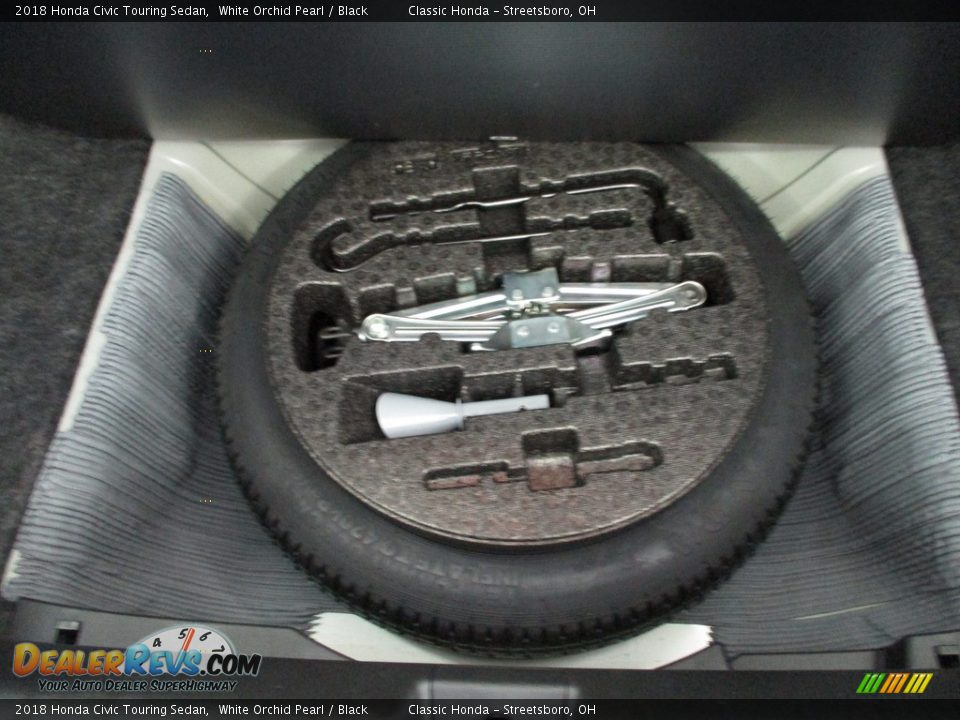 Tool Kit of 2018 Honda Civic Touring Sedan Photo #22