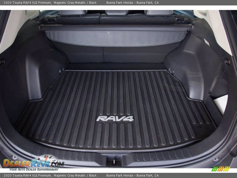2020 Toyota RAV4 XLE Premium Magnetic Gray Metallic / Black Photo #21