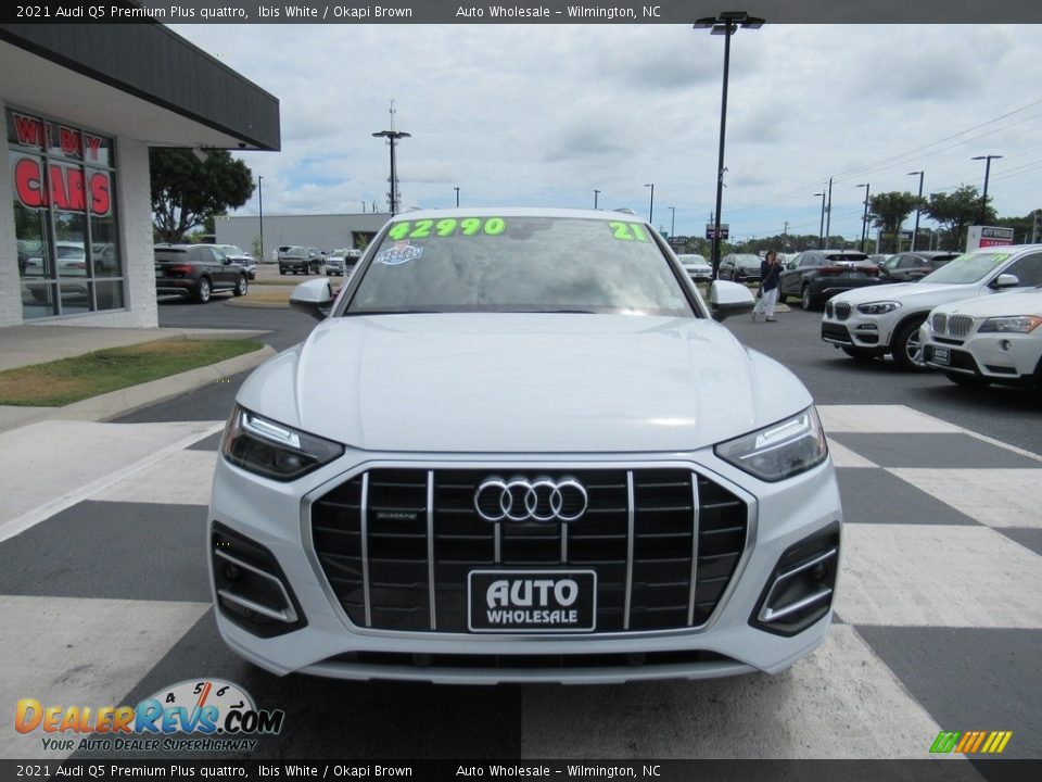 2021 Audi Q5 Premium Plus quattro Ibis White / Okapi Brown Photo #2