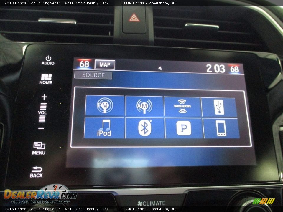 2018 Honda Civic Touring Sedan White Orchid Pearl / Black Photo #36