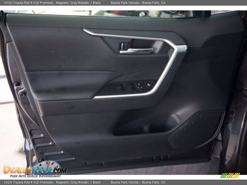 2020 Toyota RAV4 XLE Premium Magnetic Gray Metallic / Black Photo #29