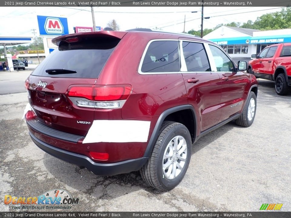 2021 Jeep Grand Cherokee Laredo 4x4 Velvet Red Pearl / Black Photo #5