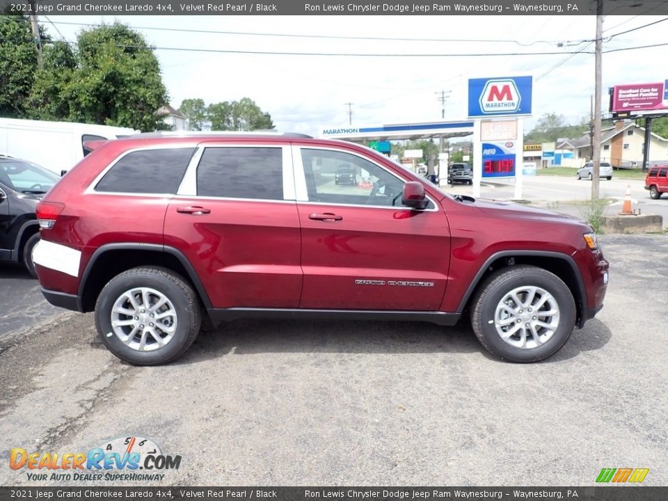 2021 Jeep Grand Cherokee Laredo 4x4 Velvet Red Pearl / Black Photo #6