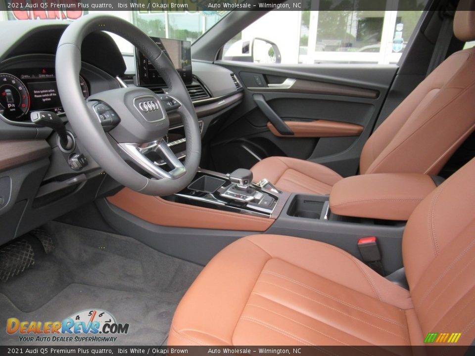 Front Seat of 2021 Audi Q5 Premium Plus quattro Photo #10