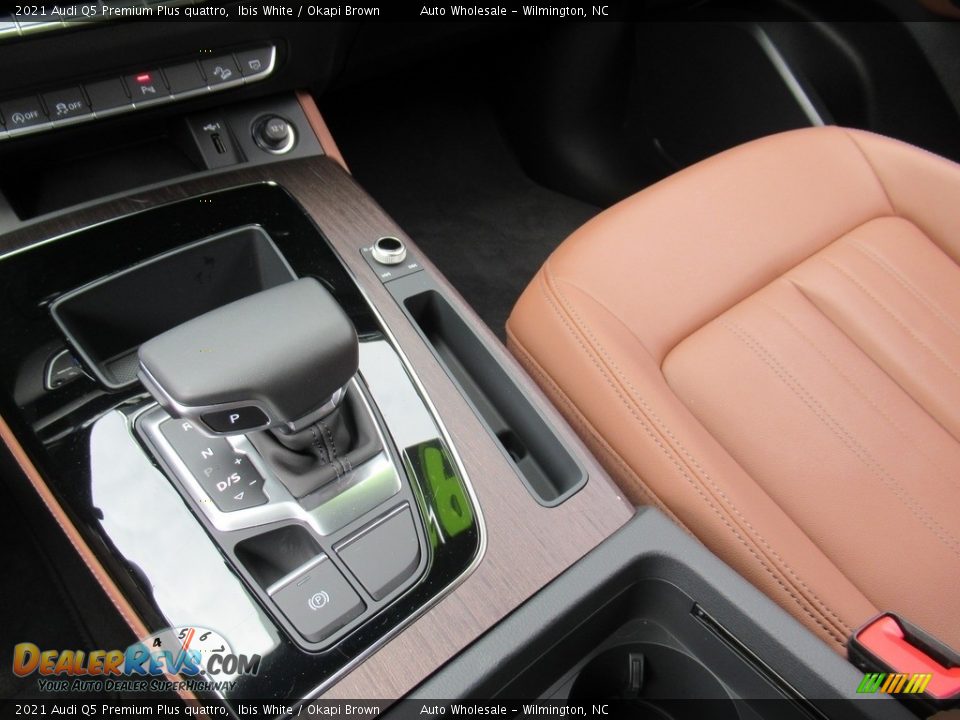 2021 Audi Q5 Premium Plus quattro Shifter Photo #19