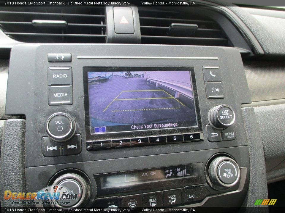 2018 Honda Civic Sport Hatchback Polished Metal Metallic / Black/Ivory Photo #15