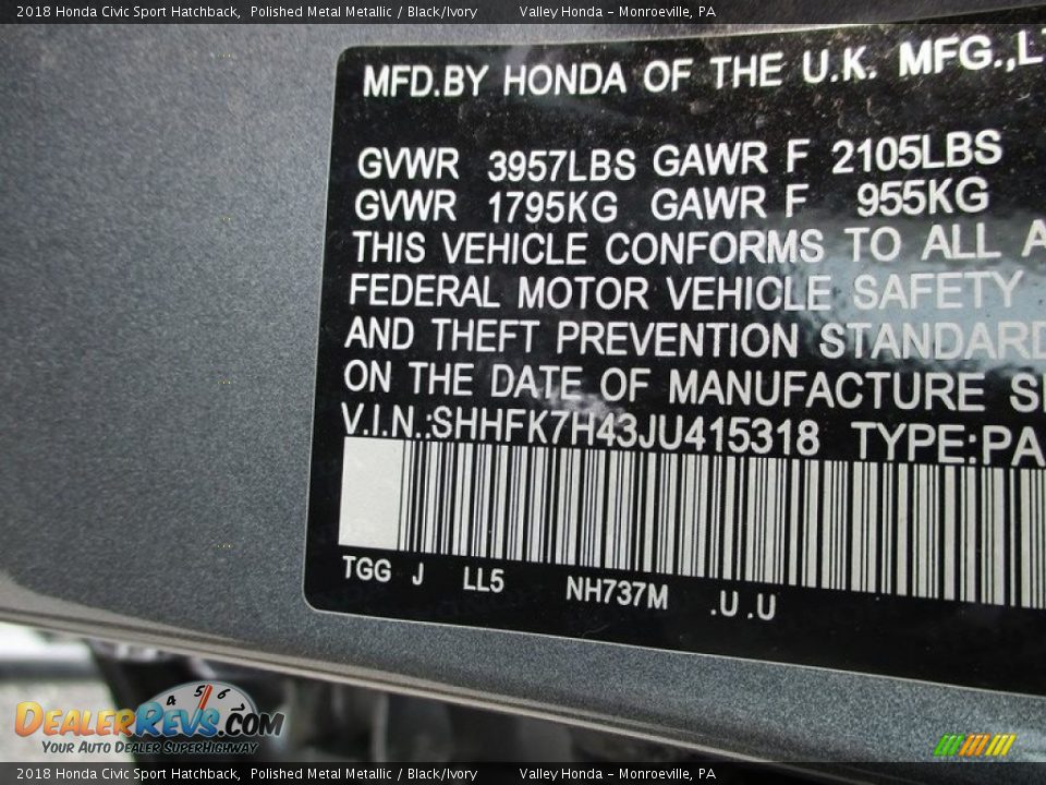 2018 Honda Civic Sport Hatchback Polished Metal Metallic / Black/Ivory Photo #18