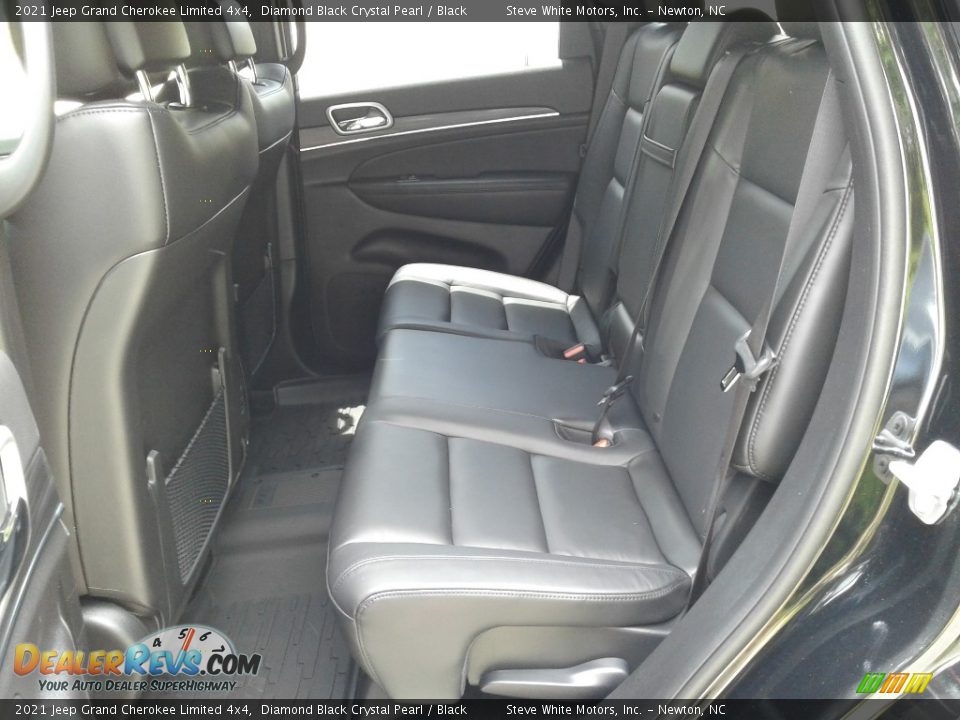 2021 Jeep Grand Cherokee Limited 4x4 Diamond Black Crystal Pearl / Black Photo #13