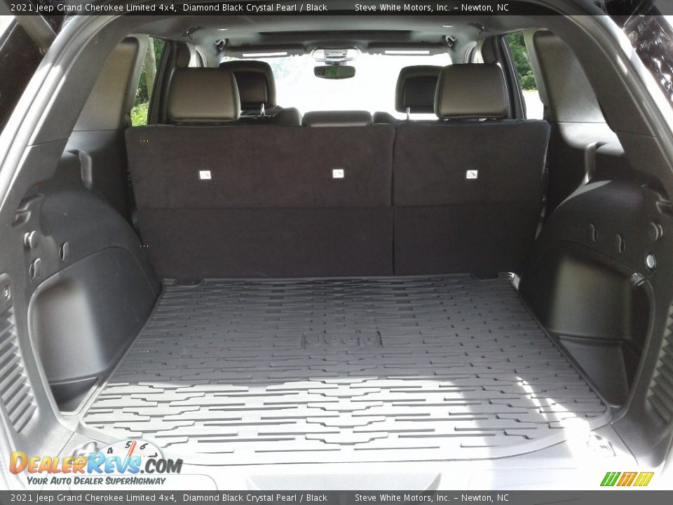 2021 Jeep Grand Cherokee Limited 4x4 Diamond Black Crystal Pearl / Black Photo #14