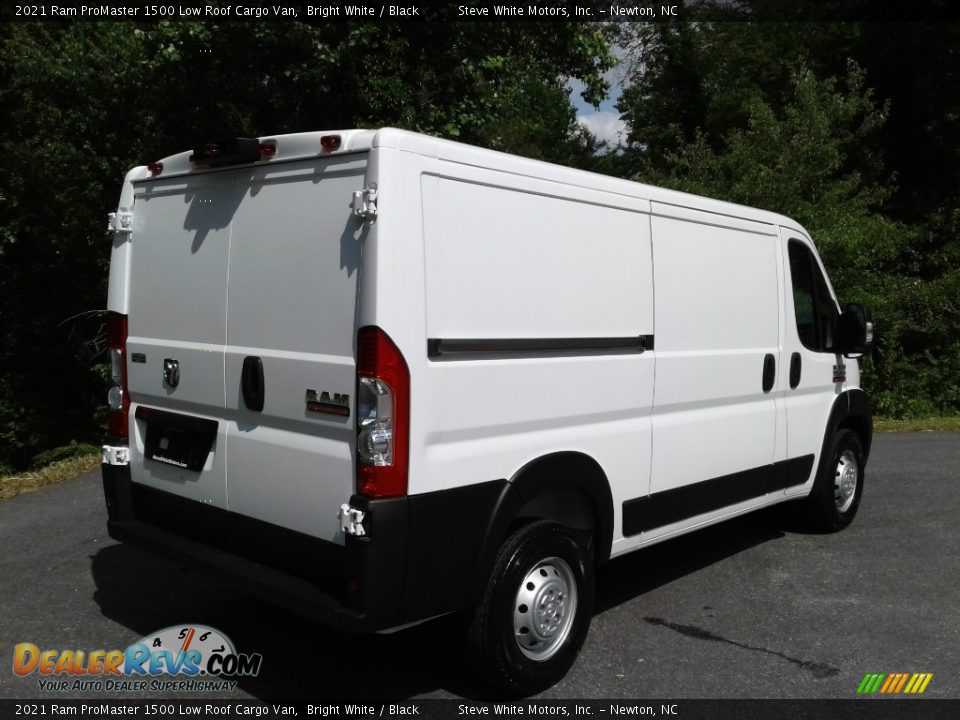 2021 Ram ProMaster 1500 Low Roof Cargo Van Bright White / Black Photo #6