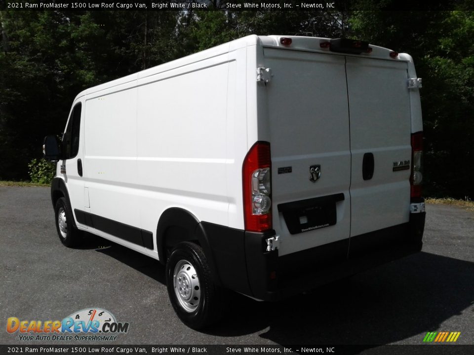 2021 Ram ProMaster 1500 Low Roof Cargo Van Bright White / Black Photo #8