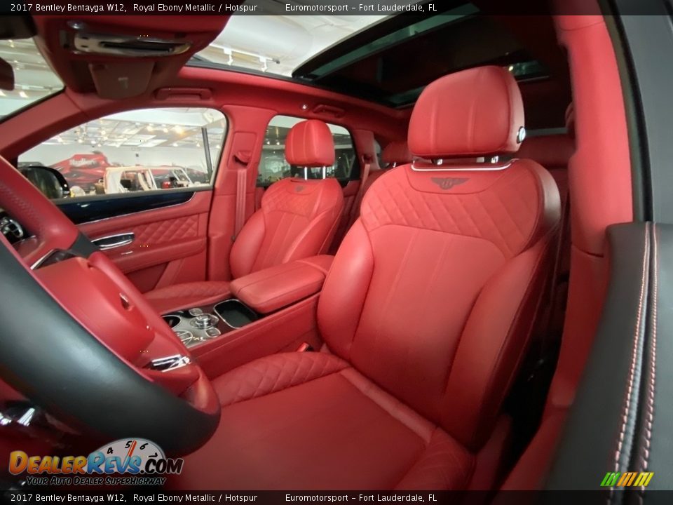 2017 Bentley Bentayga W12 Royal Ebony Metallic / Hotspur Photo #2