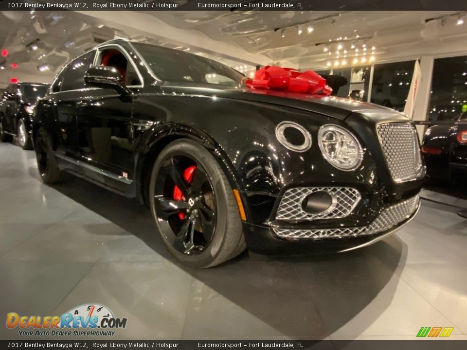 2017 Bentley Bentayga W12 Royal Ebony Metallic / Hotspur Photo #4