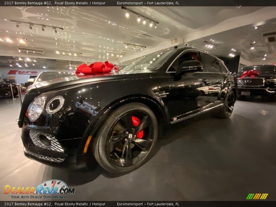 2017 Bentley Bentayga W12 Royal Ebony Metallic / Hotspur Photo #5