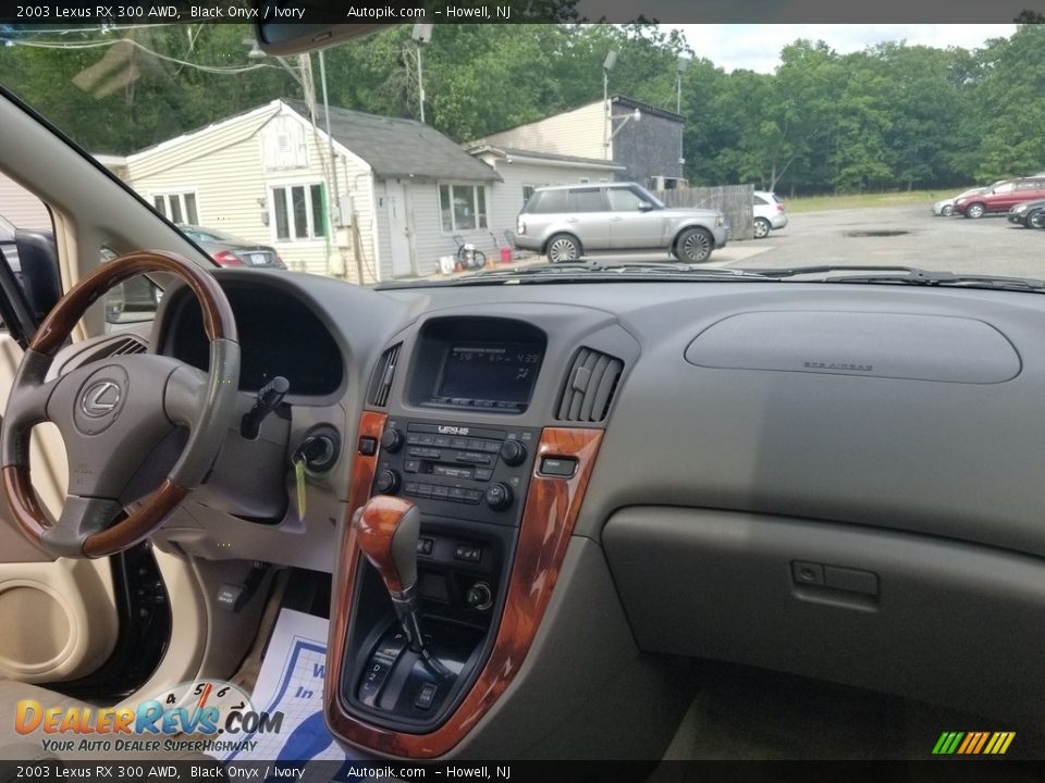 2003 Lexus RX 300 AWD Black Onyx / Ivory Photo #15