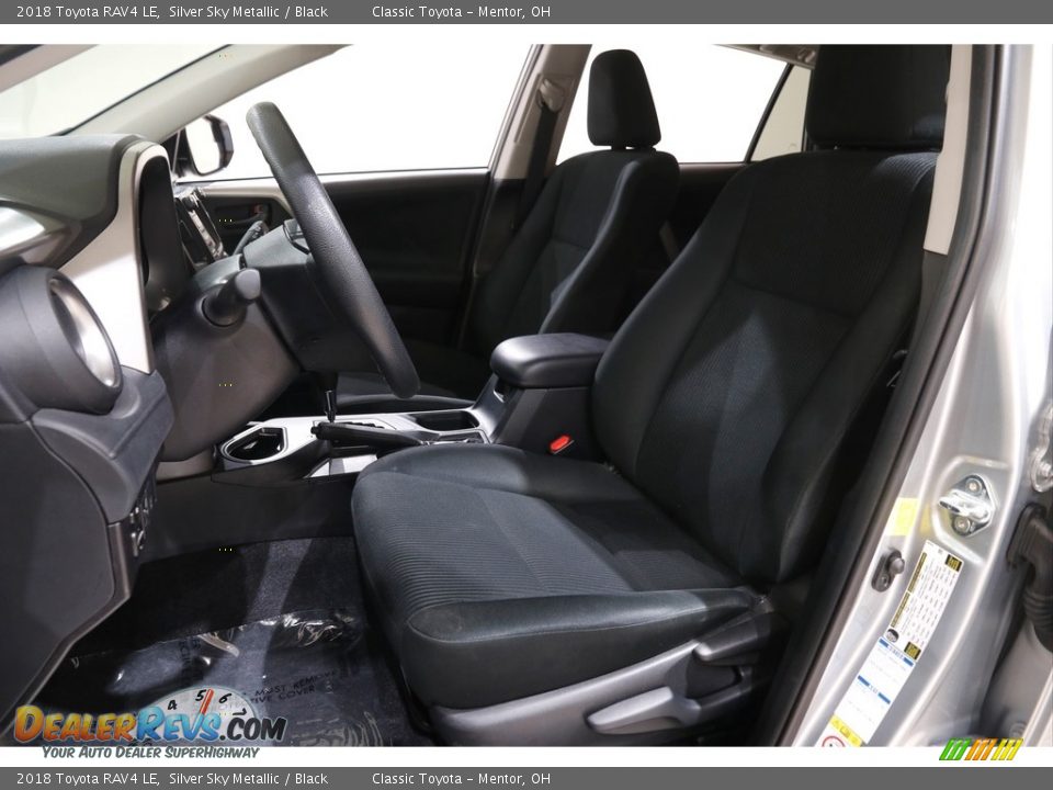 2018 Toyota RAV4 LE Silver Sky Metallic / Black Photo #5