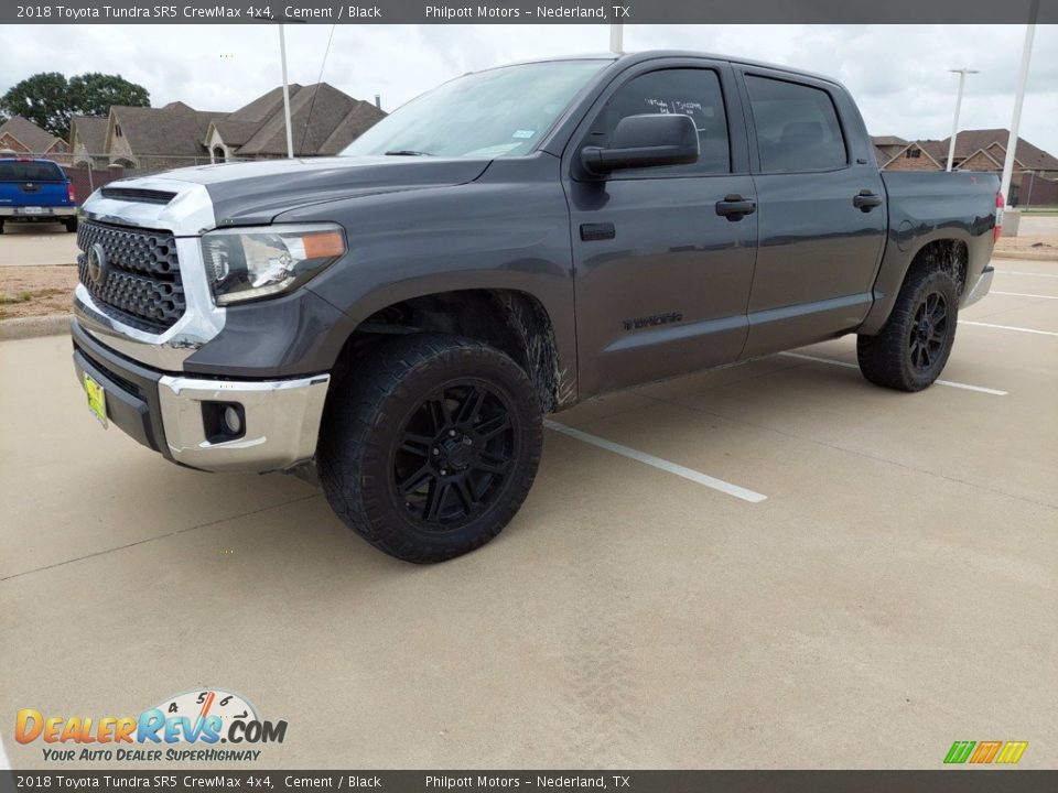 2018 Toyota Tundra SR5 CrewMax 4x4 Cement / Black Photo #2