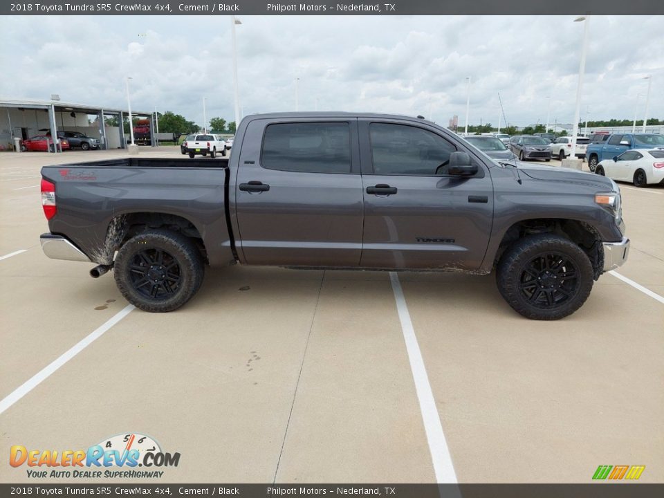 2018 Toyota Tundra SR5 CrewMax 4x4 Cement / Black Photo #9