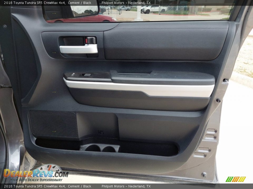 2018 Toyota Tundra SR5 CrewMax 4x4 Cement / Black Photo #24