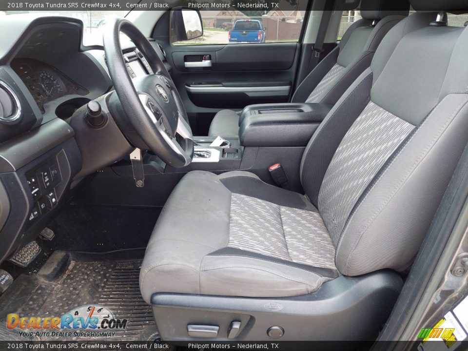 2018 Toyota Tundra SR5 CrewMax 4x4 Cement / Black Photo #27