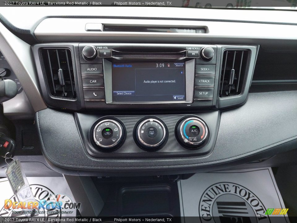 2017 Toyota RAV4 LE Barcelona Red Metallic / Black Photo #18
