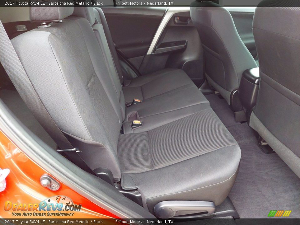 2017 Toyota RAV4 LE Barcelona Red Metallic / Black Photo #26