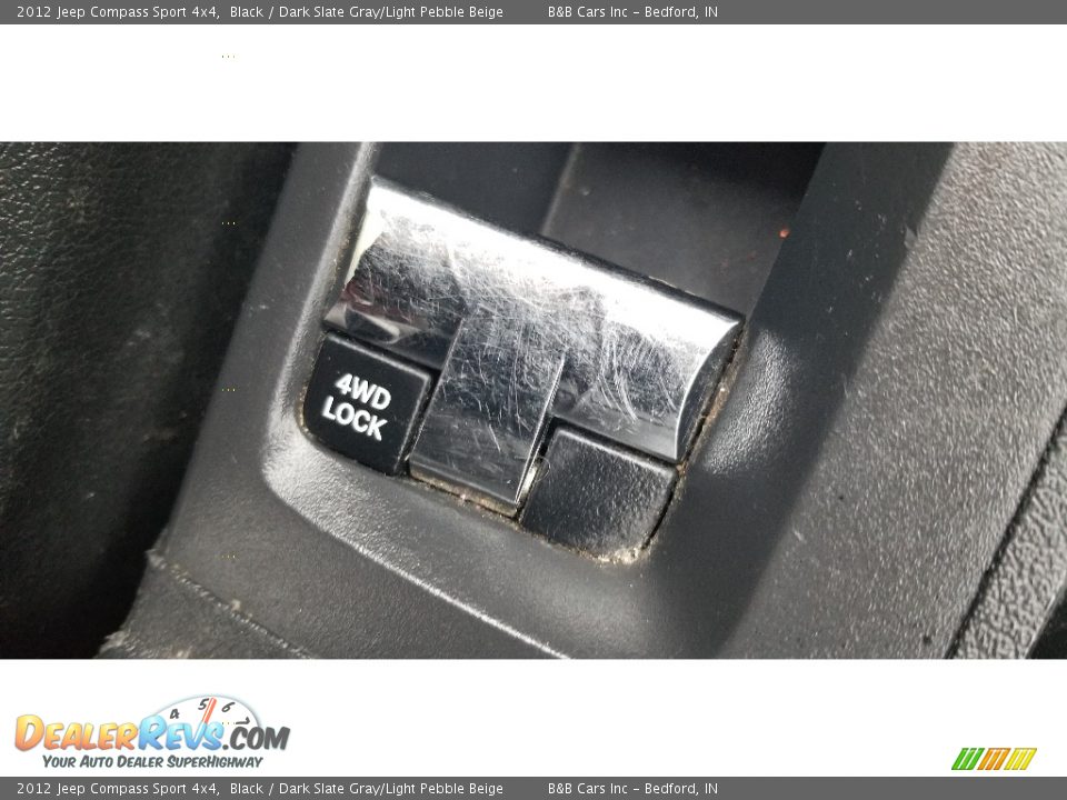 2012 Jeep Compass Sport 4x4 Black / Dark Slate Gray/Light Pebble Beige Photo #14