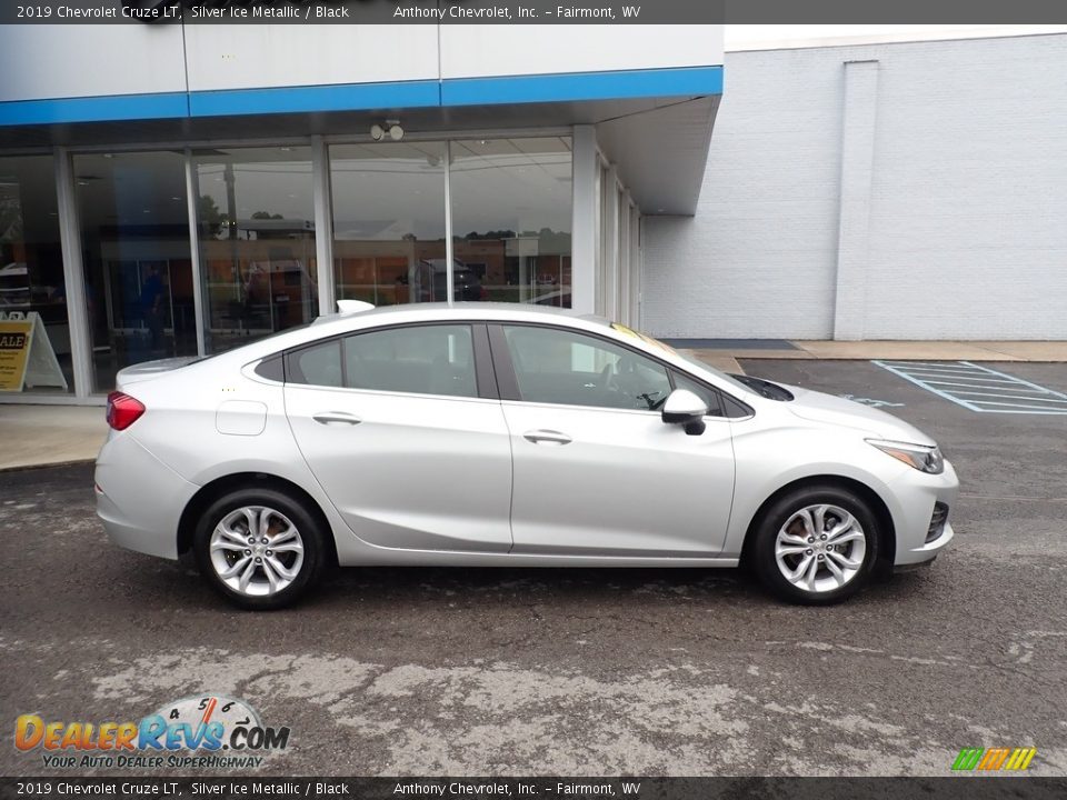 2019 Chevrolet Cruze LT Silver Ice Metallic / Black Photo #2