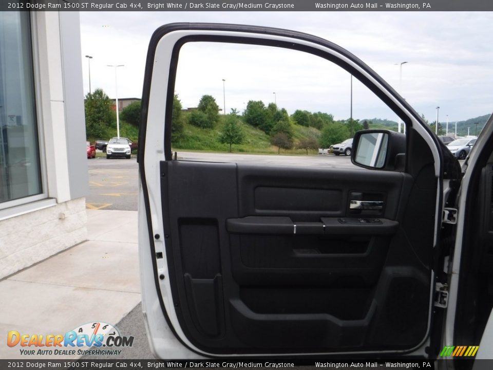 2012 Dodge Ram 1500 ST Regular Cab 4x4 Bright White / Dark Slate Gray/Medium Graystone Photo #16