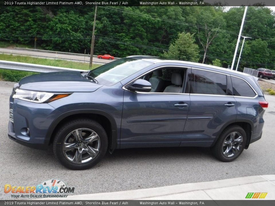 2019 Toyota Highlander Limited Platinum AWD Shoreline Blue Pearl / Ash Photo #12